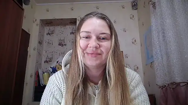 Snapshot of dream_alexa chatting on February 14, 3:47 am dream alexa online show from February 14, 3:47 am