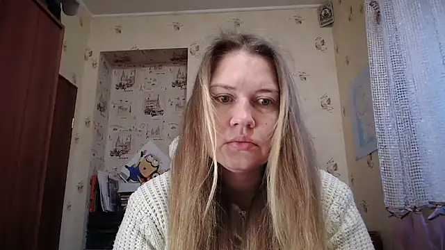 Snapshot of dream_alexa chatting on February 21, 4:46 am dream alexa online show from February 21, 4:46 am