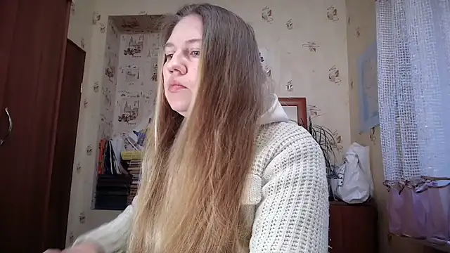 Snapshot of dream_alexa chatting on March 4, 4:51 am dream alexa online show from March 4, 4:51 am