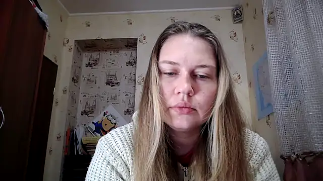 Snapshot of dream_alexa chatting on March 6, 3:14 am dream alexa online show from March 6, 3:14 am