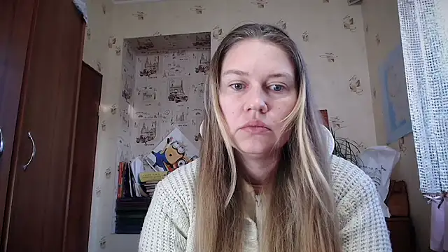 Snapshot of dream_alexa chatting on March 8, 4:49 am dream alexa online show from March 8, 4:49 am