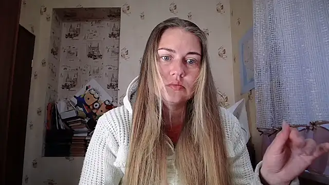 Snapshot of dream_alexa chatting on March 23, 3:43 am dream alexa online show from March 23, 3:43 am