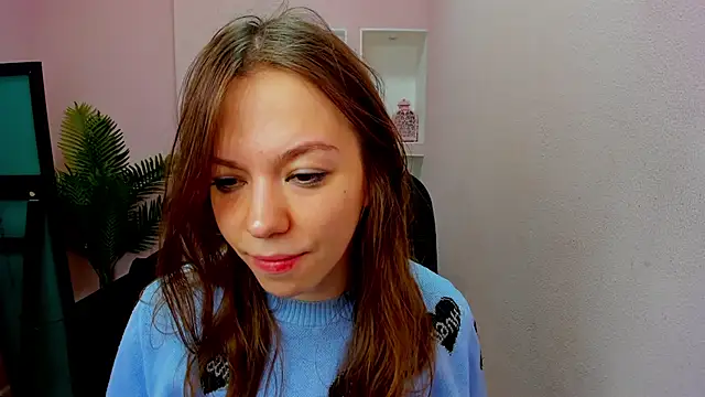 Snapshot of Persephoni chatting on October 11, 5:28 am Persephoni online show from October 11, 5:28 am