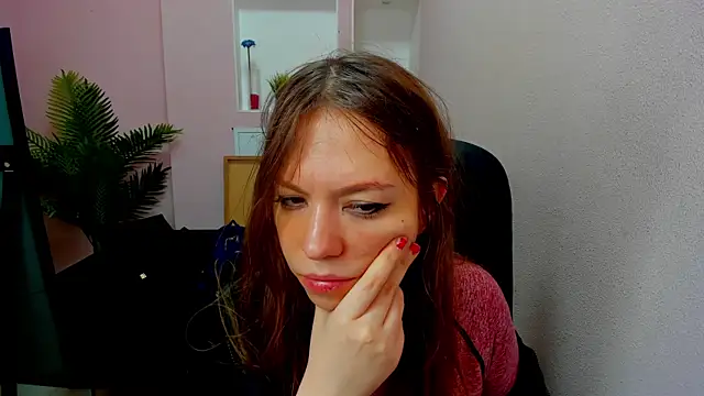 Snapshot of Persephoni chatting on October 24, 5:48 am Persephoni online show from October 24, 5:48 am