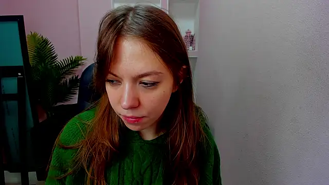 Snapshot of Persephoni chatting on December 1, 8:47 pm Persephoni online show from December 1, 8:47 pm