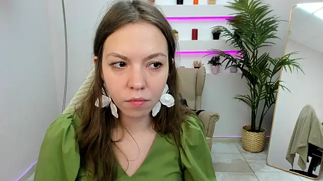 Persephoni online show from July 11, 10:40 am