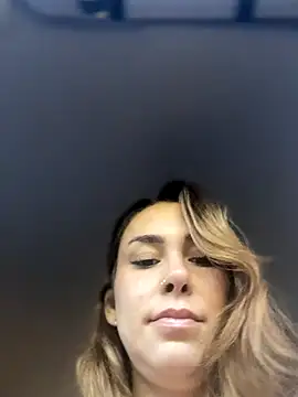 LeaGambit   online show from October 28, 3:36 pm