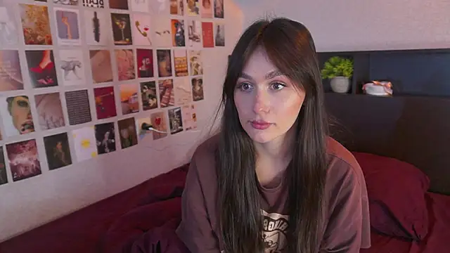 Snapshot of itssophiie chatting on September 10, 12:05 pm itssophiie online show from September 10, 12:05 pm