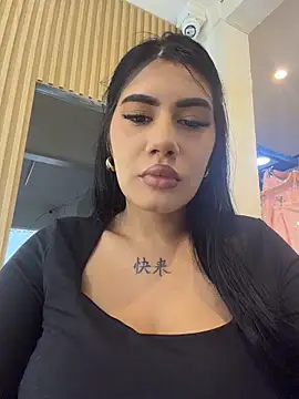 Snapshot of clarachanelricek chatting on March 31, 7:03 pm clarachanelricek online show from March 31, 7:03 pm