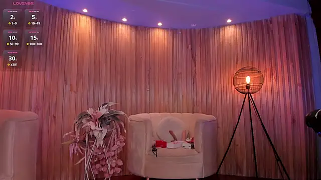 SophieBarnett online show from February 25, 6:03 am