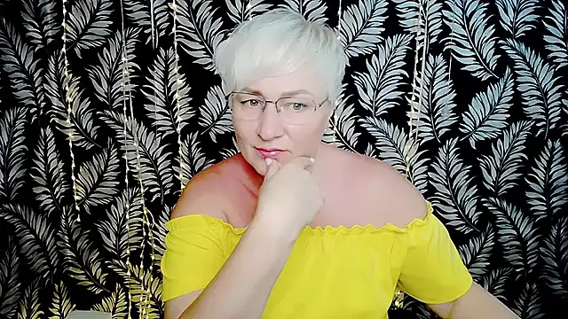 Olivia playful online show from June 11, 10:02 am