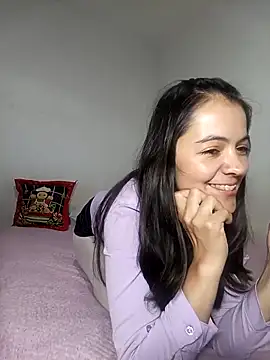 Snapshot of sarasweet_4 chatting on December 3, 8:18 pm sarasweet 4 online show from December 3, 8:18 pm