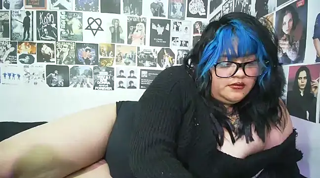BonnieStardust online show from January 4, 9:43 am