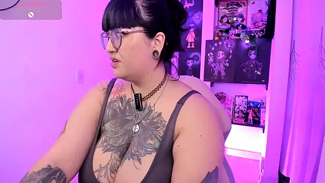  Ali Brinck  online show from September 24, 2:48 am