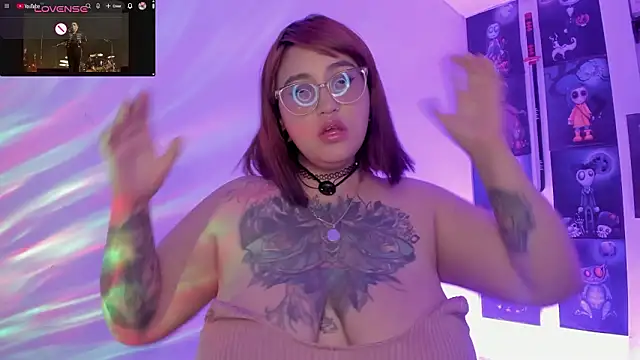  Ali Brinck  online show from February 24, 2:09 am