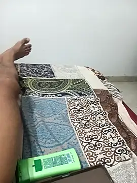 Snapshot of Lent_Medium chatting on November 4, 6:29 pm Lent Medium online show from November 4, 6:29 pm