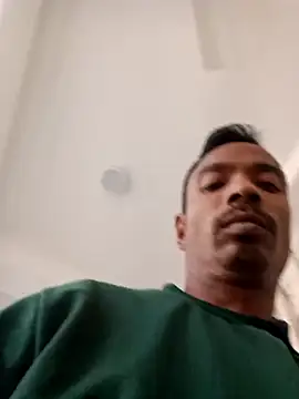 Snapshot of Lent_Medium chatting on November 25, 4:23 am Lent Medium online show from November 25, 4:23 am