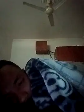 Snapshot of Lent_Medium chatting on February 6, 2:38 am Lent Medium online show from February 6, 2:38 am