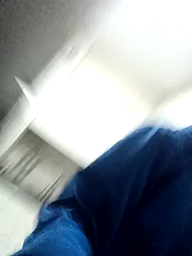 Snapshot of Lent_Medium chatting on February 27, 6:35 am Lent Medium online show from February 27, 6:35 am