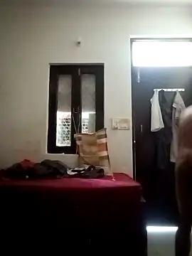 Snapshot of Lent_Medium chatting on April 8, 4:45 am Lent Medium online show from April 8, 4:45 am