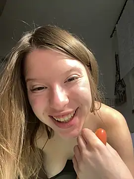 Snapshot of kimczii chatting on March 16, 7:23 am kimczii online show from March 16, 7:23 am