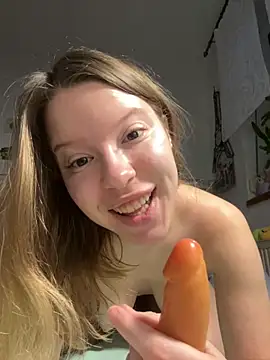 Snapshot of kimczii chatting on March 18, 7:22 am kimczii online show from March 18, 7:22 am