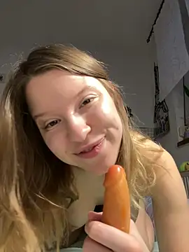 Snapshot of kimczii chatting on March 31, 8:48 am kimczii online show from March 31, 8:48 am