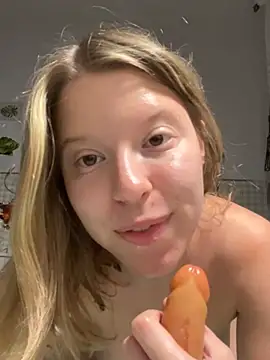 kimczii online show from July 28, 5:47 am