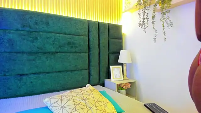 AntonellaaHot online show from March 13, 7:50 pm