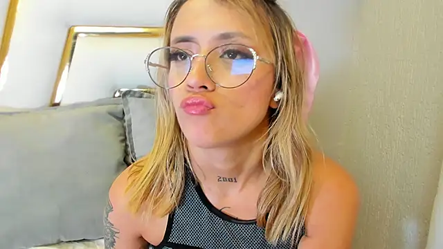 Sabrina Cole online show from January 29, 3:12 am