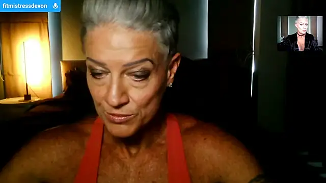Snapshot of Devon2020 chatting on May 7, 10:42 am Devon2020 online show from May 7, 10:42 am