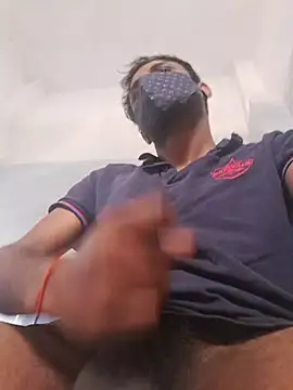 Snapshot of Itsdesi_boy chatting on February 19, 4:08 am Itsdesi boy online show from February 19, 4:08 am