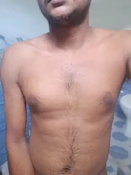 Snapshot of Itsdesi_boy chatting on April 11, 4:50 am Itsdesi boy online show from April 11, 4:50 am