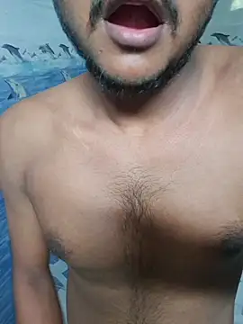 Snapshot of Itsdesi_boy chatting on May 28, 1:36 am Itsdesi boy online show from May 28, 1:36 am