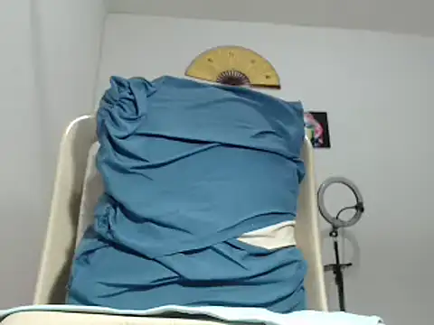 pamelabigcock69 online show from January 27, 11:11 pm