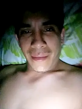 Snapshot of LarryCapija chatting on October 10, 5:50 am LarryCapija online show from October 10, 5:50 am