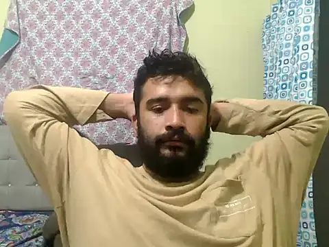 Snapshot of isearchcompany chatting on March 5, 5:18 am isearchcompany online show from March 5, 5:18 am