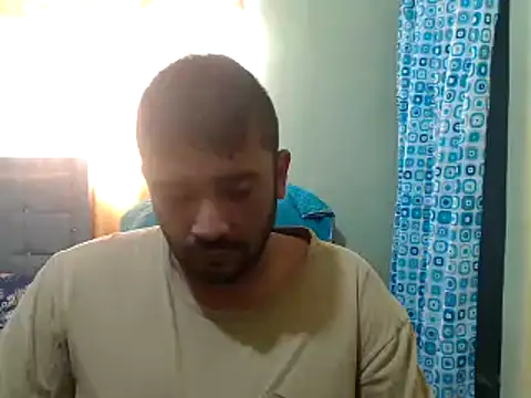 Snapshot of isearchcompany chatting on March 8, 2:40 pm isearchcompany online show from March 8, 2:40 pm