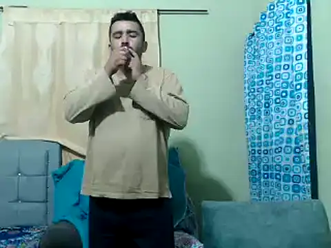 Snapshot of isearchcompany chatting on March 9, 3:01 am isearchcompany online show from March 9, 3:01 am