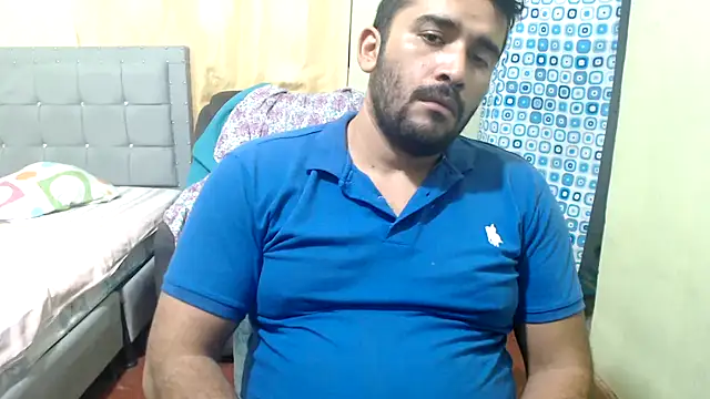 Snapshot of isearchcompany chatting on March 16, 3:36 am isearchcompany online show from March 16, 3:36 am