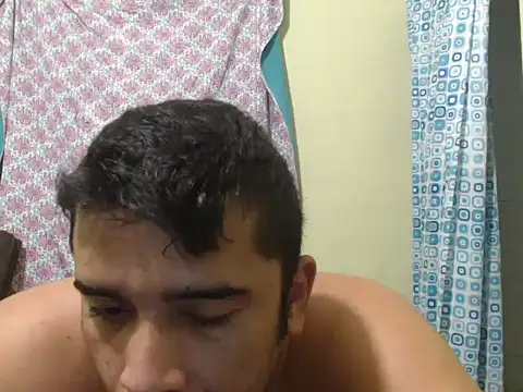 Snapshot of isearchcompany chatting on March 21, 7:11 am isearchcompany online show from March 21, 7:11 am