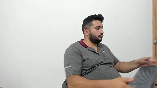 Snapshot of isearchcompany chatting on September 18, 2:35 am isearchcompany online show from September 18, 2:35 am