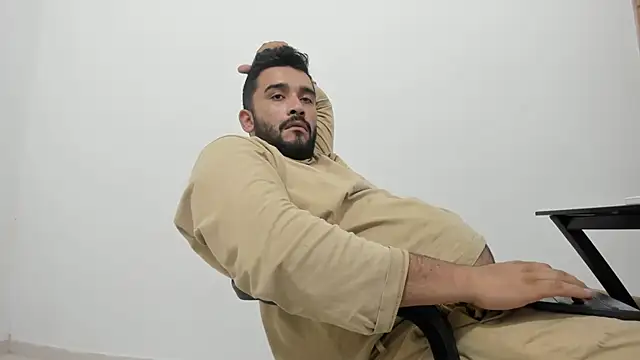 Snapshot of isearchcompany chatting on September 24, 2:37 am isearchcompany online show from September 24, 2:37 am