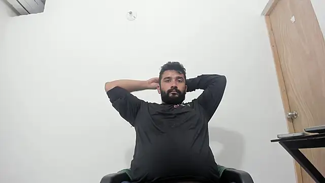 Snapshot of isearchcompany chatting on November 24, 1:38 am isearchcompany online show from November 24, 1:38 am