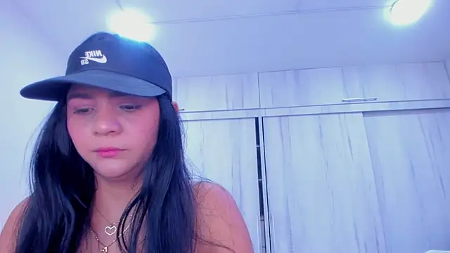 paola rodriguez online show from January 8, 7:24 pm