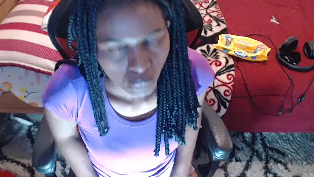 sexyjustin202 online show from December 3, 3:30 am