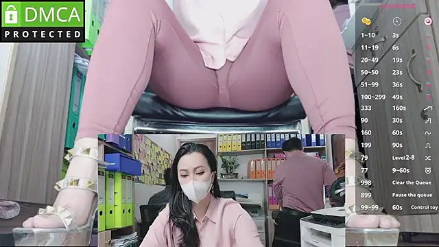 Snapshot of Sime_Naughty chatting on March 15, 10:44 pm Sime Naughty online show from March 15, 10:44 pm