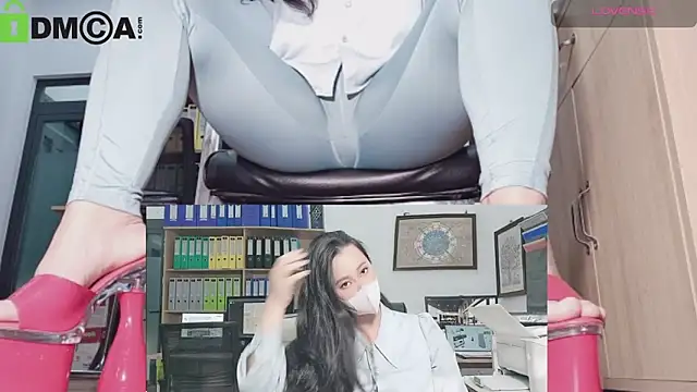 Snapshot of Sime_Naughty chatting on September 13, 10:42 pm Sime Naughty online show from September 13, 10:42 pm