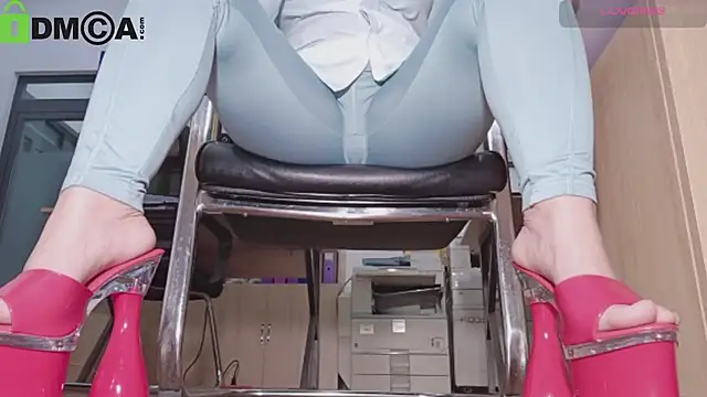 Snapshot of Sime_Naughty chatting on September 27, 10:37 pm Sime Naughty online show from September 27, 10:37 pm