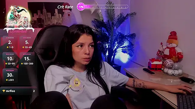 Meghan320 online show from December 19, 5:40 pm